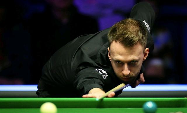 里尔客场力克波尔多，成功上演逆转战，掌声雷动的简单介绍