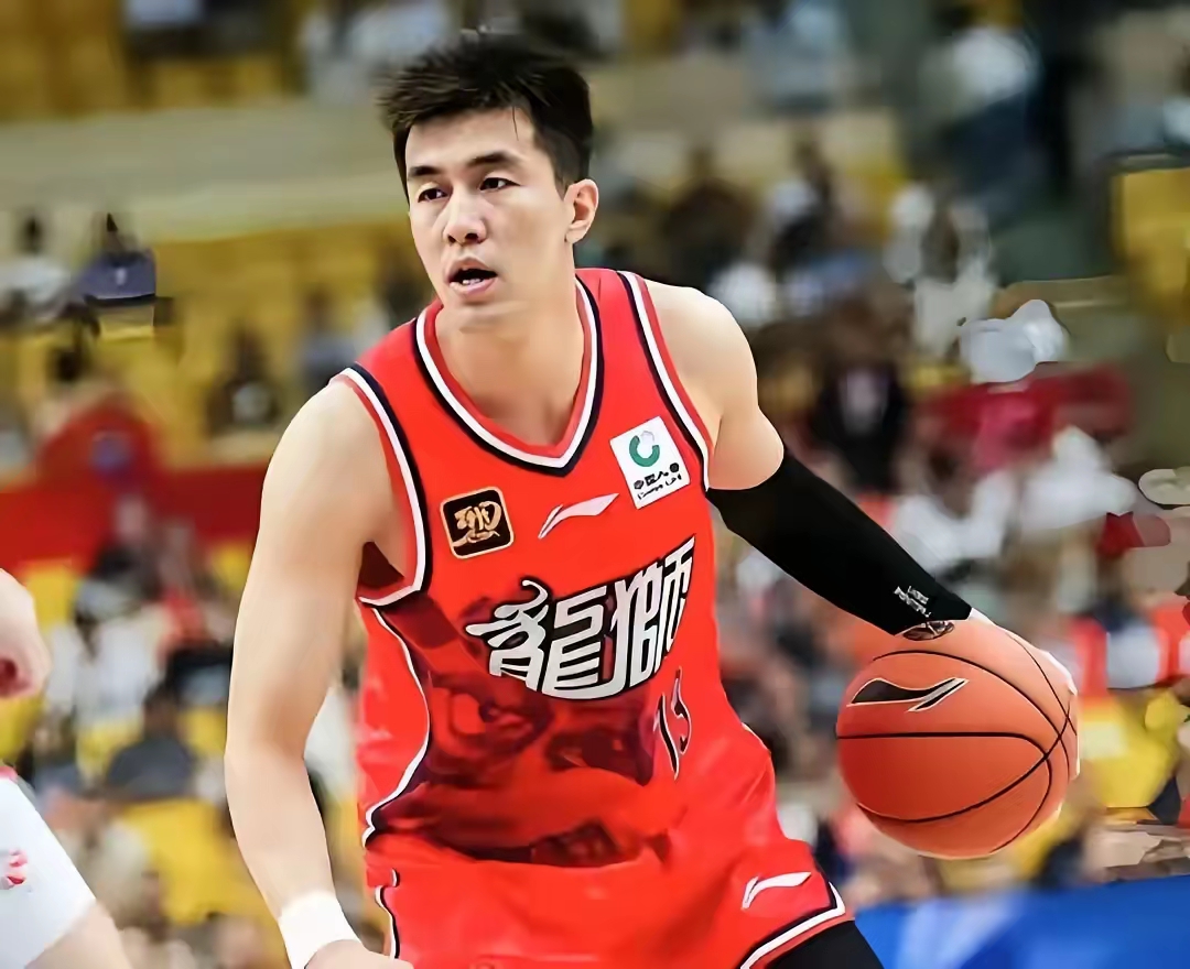 天津队轻取骑士，郭艾伦点燃赛场