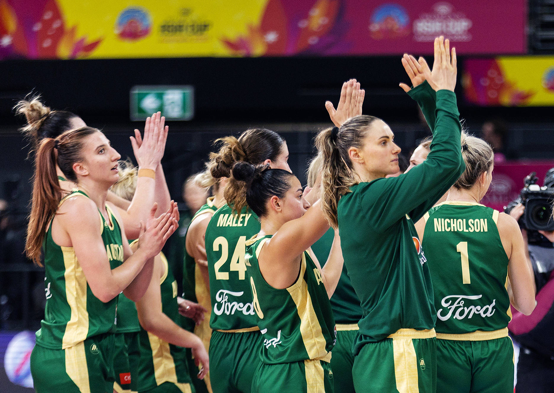 中国队轻取波兰队，林高远扛起全队