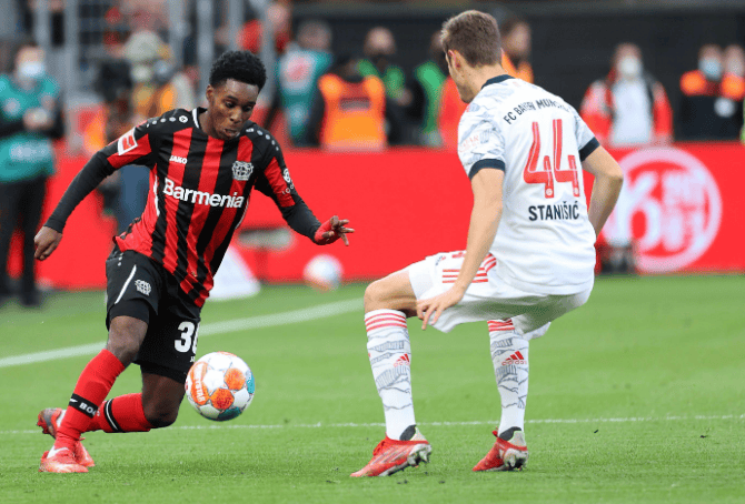 勒沃库森碾压莱比锡红牛，格纳布里高光表现